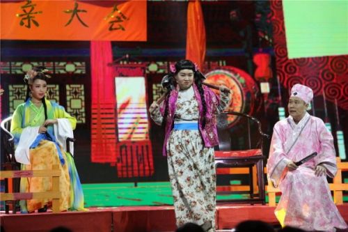 国产航母挂出P字旗 意为“所有人员上船 即将启航”“开云在线登入”(图1) 开云在线登入